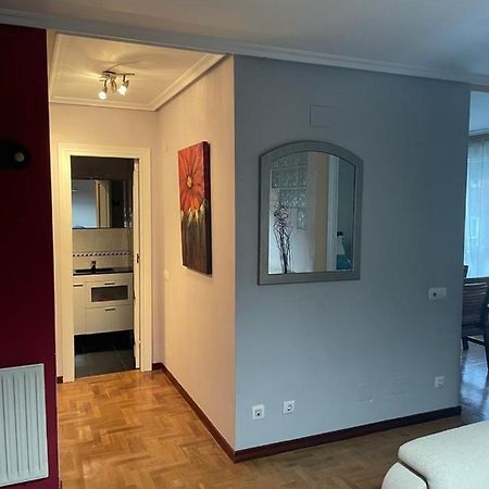 Apartamento Parque Del Oeste Овиедо Екстериор снимка